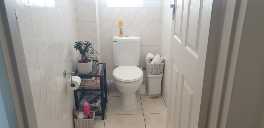 3 Bedroom Property for Sale in Table View Western Cape